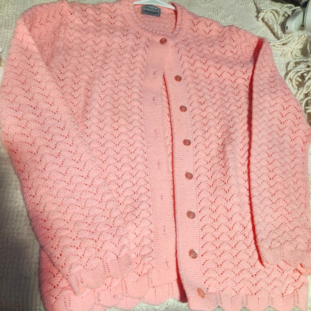 Vintage Wintuck Pink Acrylic Cardigan Sweater